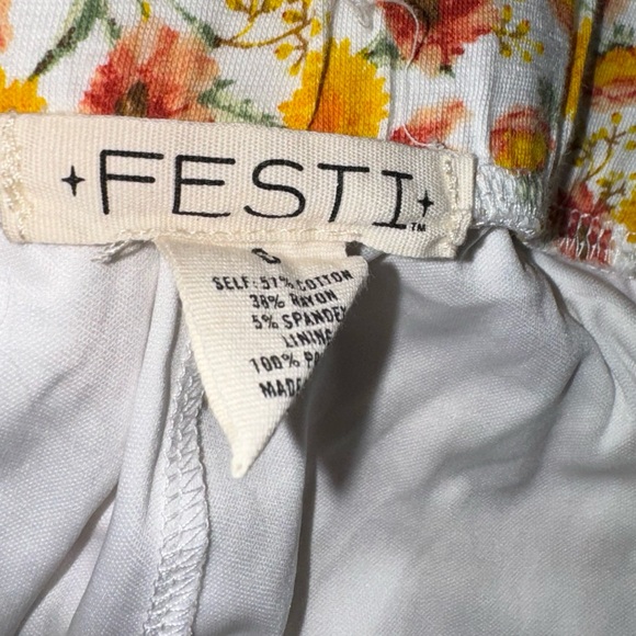 Torrid Festi Super Soft Slub Flare Leg Pants Wms plus sz 6 (30) - Picture 11 of 16